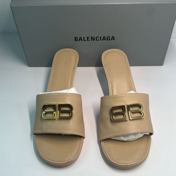 New Authentic Balenciaga Beige Groupie Leather Heels - Picture 3 of 10